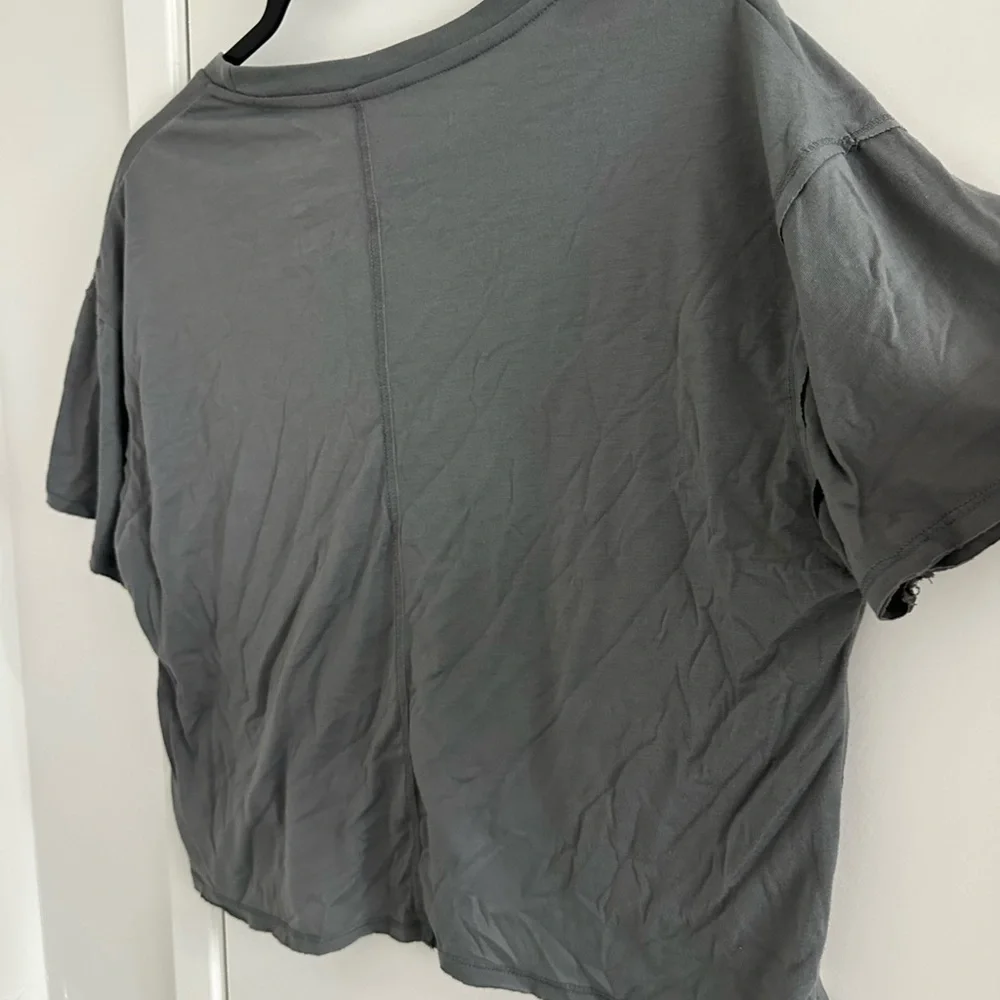 Hello Kitty Grey/Multi Distressed Short Sleeve Sleep T-Shirt. Size M(8-10) - Picture 8 of 11